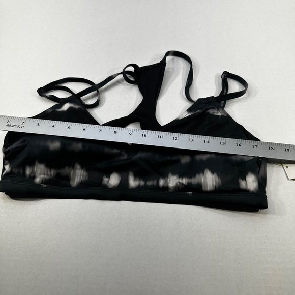 All In Motion Women XL 16-18 Swim Top Removable Pads Adjustable Straps Black New - Picture 8 of 12